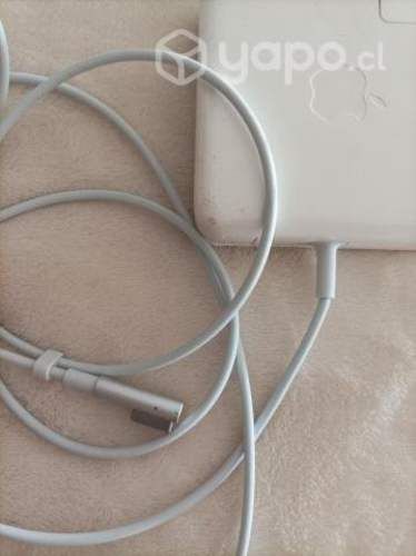 Cable cargador Mac