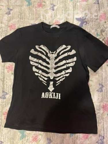 Polera esqueleto emo grunge
