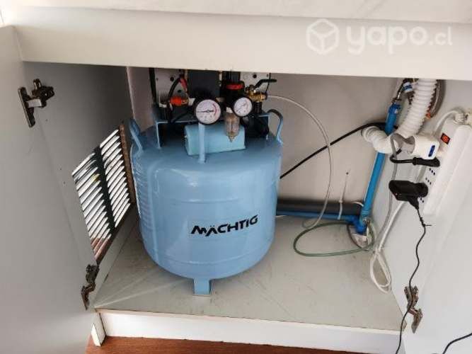 Sillón dental AA con taburete Anle y compresor, es