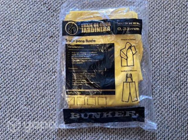 Traje de agua jardinera M