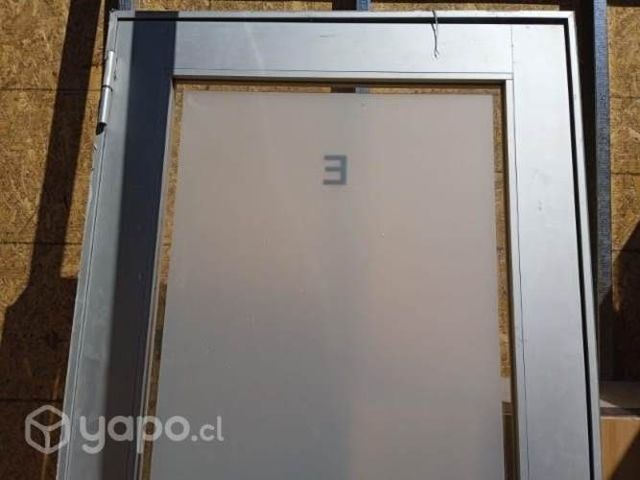 Puertas con marco de aluminio