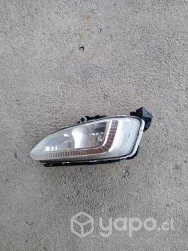 Neblinero Hyundai Santa fe izquierdo 13 al 15