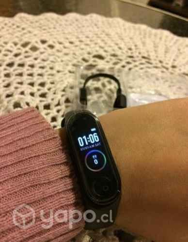 Reloj inteligente con DOS CORREAS. NUEVO