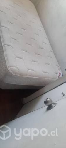 Camas poco uso con respaldo 2 plazas y 1 y media