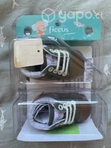Zapatos para bebés NUEVOS marca Ficcus