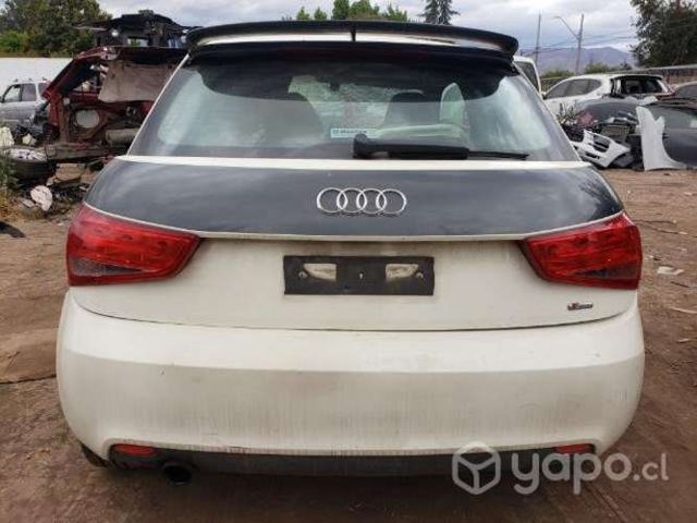 Portalon Audi A1 2013