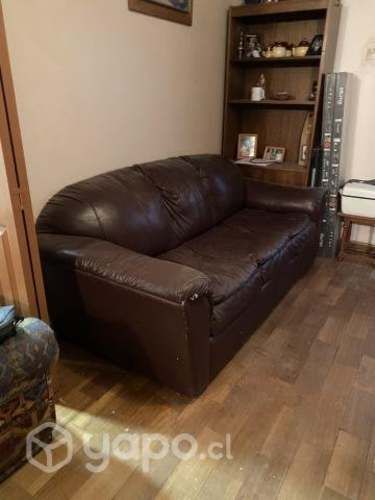 Sofá mediano 2 Mts ancho/ 60 Cm Alto / 90 Cm Largo