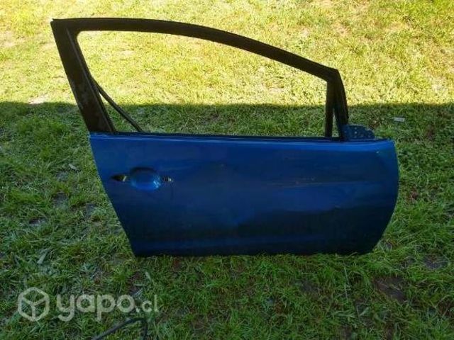 Puerta delantera rh KIA CERATO