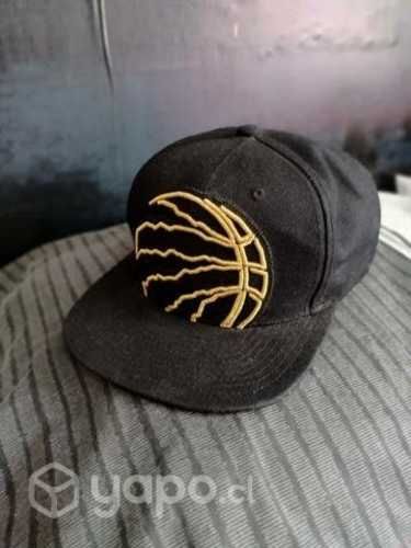 Gorro Raptors NBA Mitchell and ness