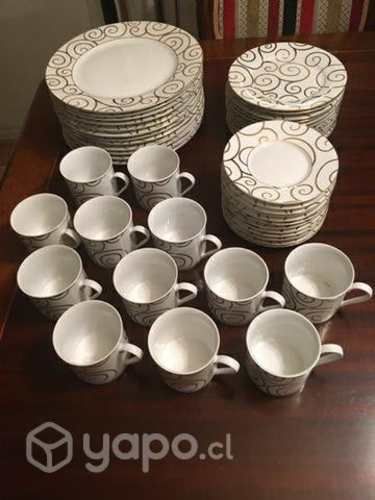 Fino y elegante juego de loza