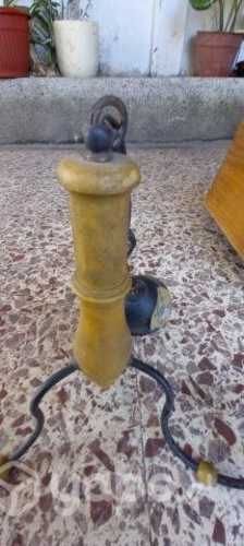 Lámpara madera-metal