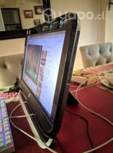 Computador hp al in one funcionando. Sin detalle