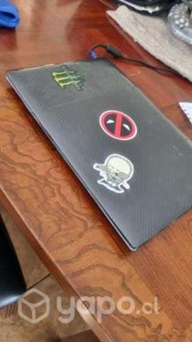 Dell g3 + cargador original + ram extra+protector