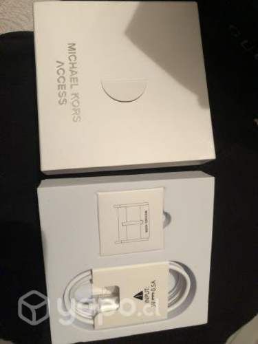 Cargador reloj smartwatch michael kors  original