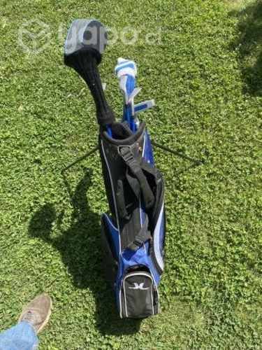 Palos y bolso de golf
