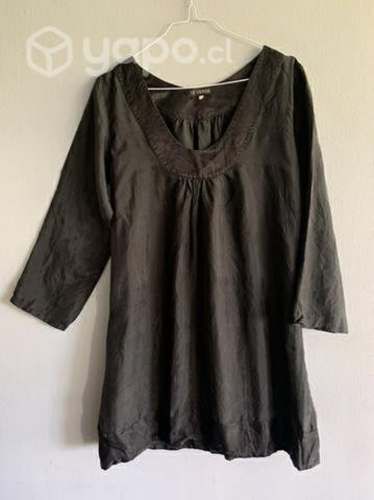 Blusón, un básico en talla S.