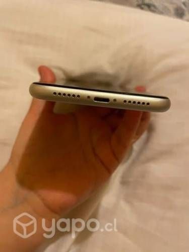 IPhone 11 excelente estado