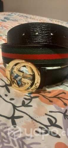 Cinturon gucci