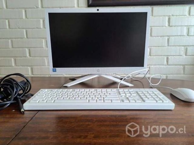 Computador HP ALL-in-One 2021 8 GB SIN USO