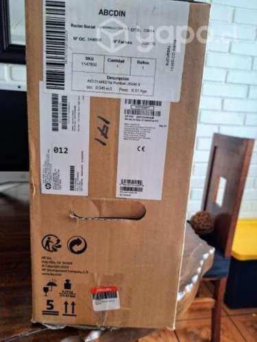 Computador HP ALL-in-One 2021 8 GB SIN USO