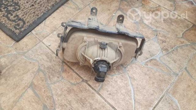 Neblinero derecho original Hyundai terracan 2007