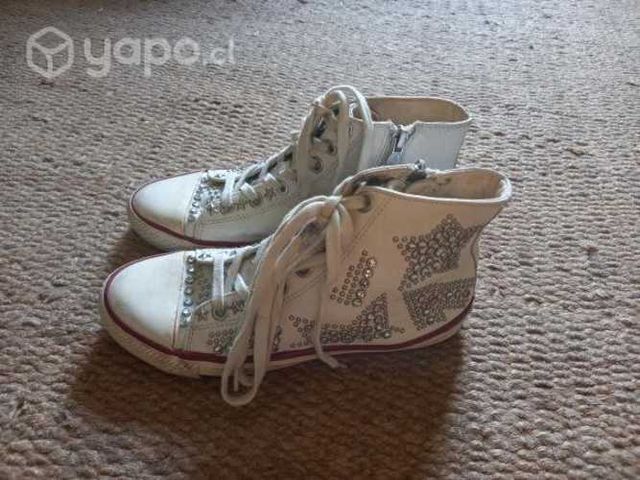 Zapatillas con tachas talla 38