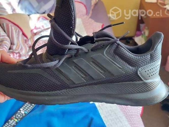 Zapatillas adidas sin uso