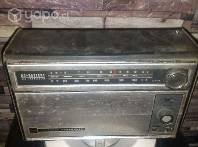 Radio antigua National Panasonic