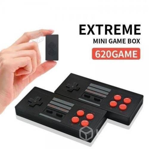 Mini Consola 620 Juegos + 2 Controles inalambricos