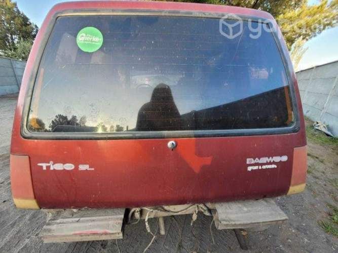 Puerta daewo tico sl 800cc año 2000