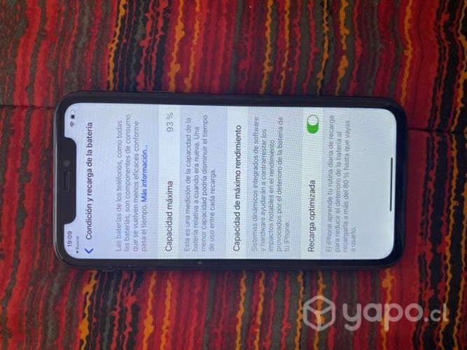 IPhone 11 SIN UN AÑO DE USO