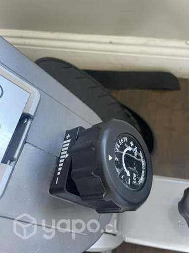 Remadora excelente estado casi nueva. SUNNY.