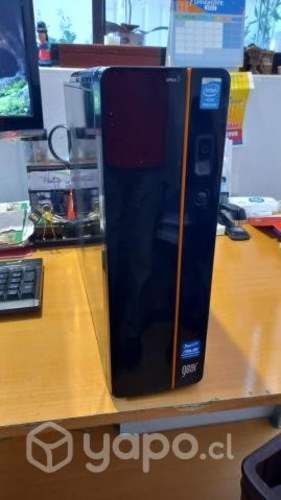 PC de escritorio + monitor + teclado + mouse