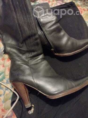 Botas de cuero