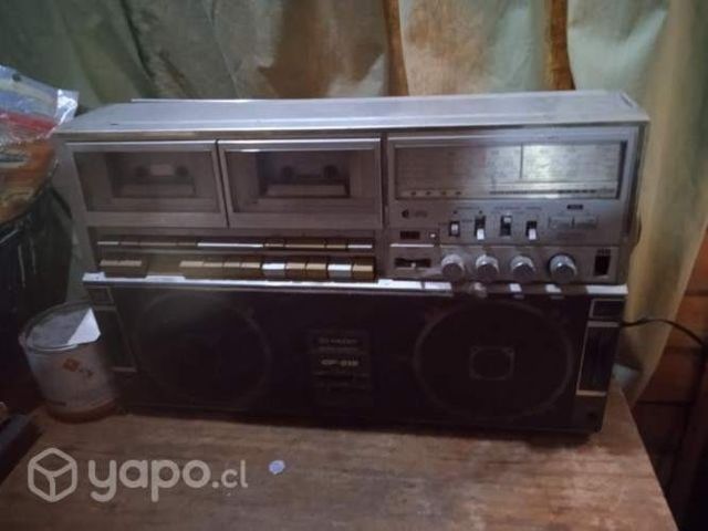 Radio antigua doble cassete