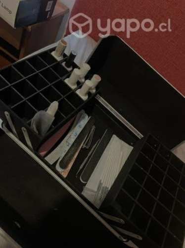 Maleta de uñas + lámpara led