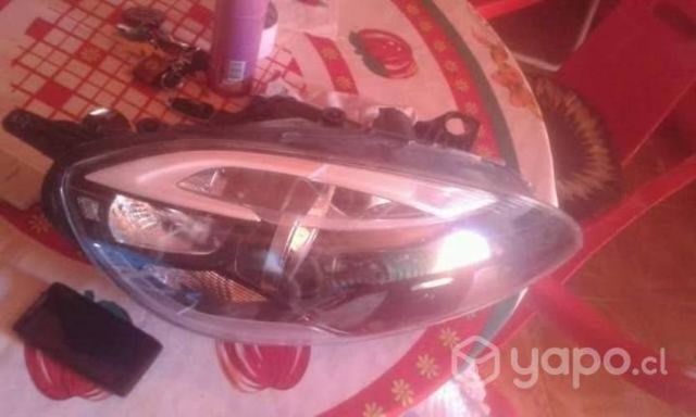 Opticos originales Volvo v40 2021