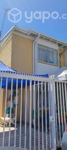 Casa en Colina, sector Esmeralda,