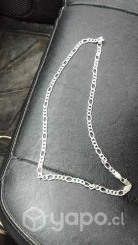 Cadena de plata