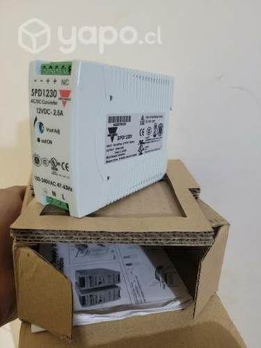 Fuente de poder 12 v 2.5 A