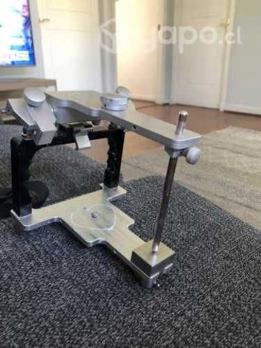 Articulador tipo arcón