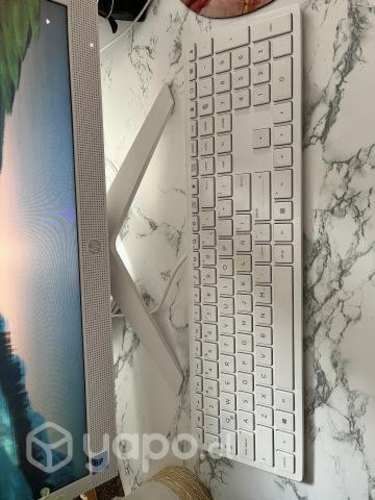 Computador escritorio HP all in one
