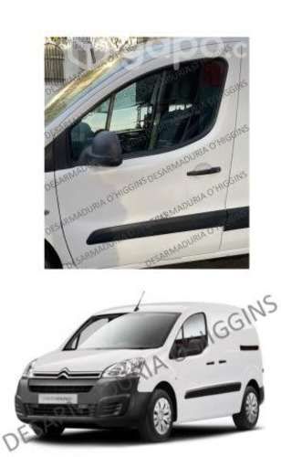 Puerta delantera izquierda Citroen Berlingo 2015