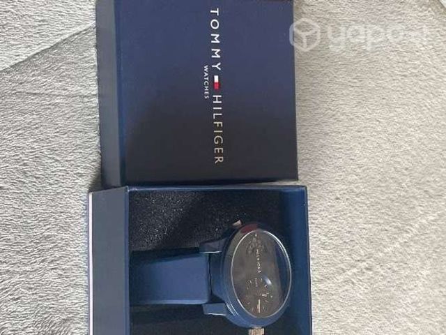 o se permuta reloj marca tommy