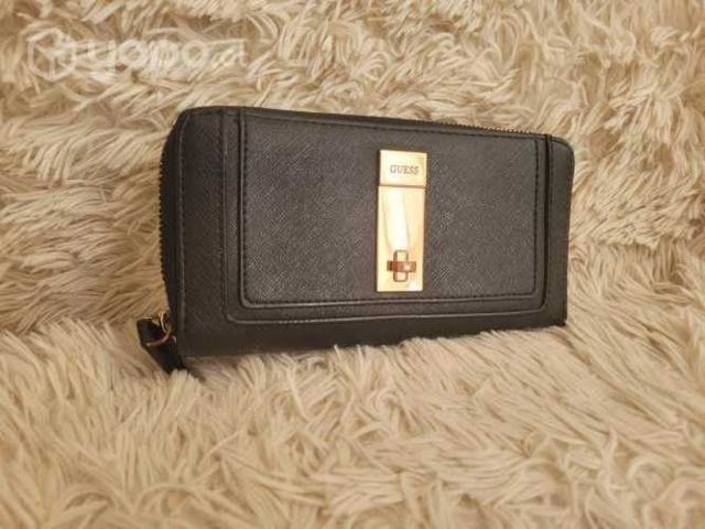 Billetera Guess