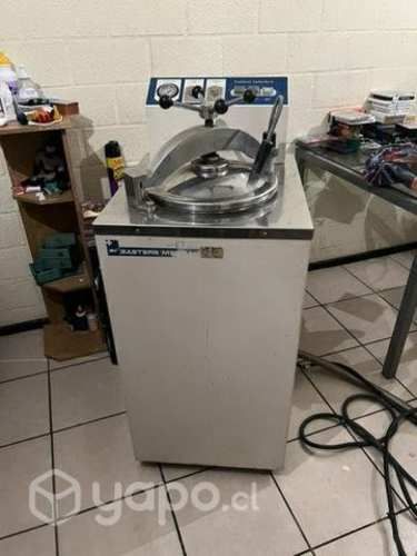 Autoclave vertical 47L