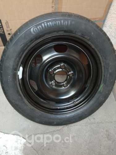 Llanta nueva con neumático 205/55R16