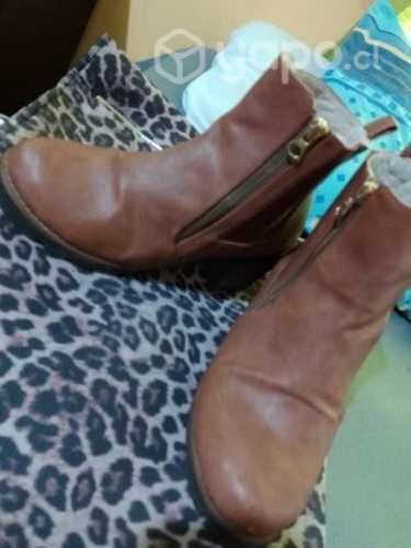 Botines talla 39
