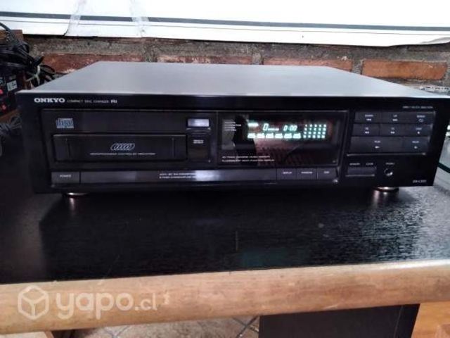 CD Onkyo DX-C300