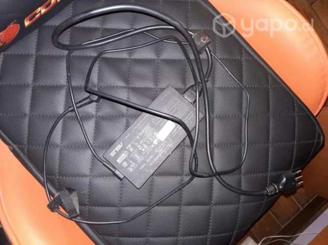 Laptop asus tuf gaming 1 año de uso